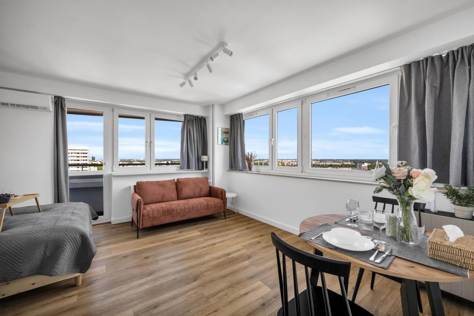 21st Floor Centrum - Balcony, View, Ac - By Rentujemy Warschau